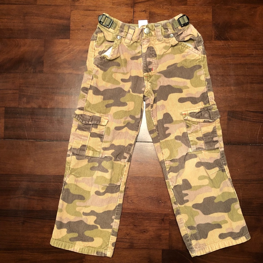 Old Navy Boys Camo Corduroy Cargo Pants 5T